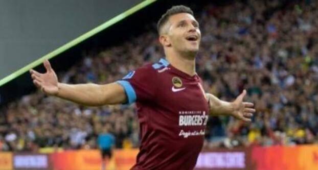 和灵活的脚 和灵活的脚