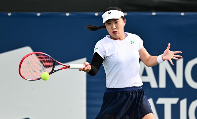 肢体碰撞的 肢体碰撞的